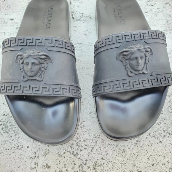 Versace Men Sandal Shoe MEDUSA Black Slide Sandal Size 7.5US Made in Italy Auth main image 12